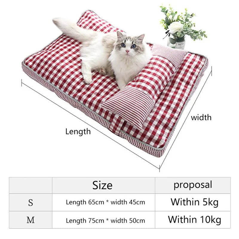 Dog/Cat Bed Soft Lounger Pet Bed.