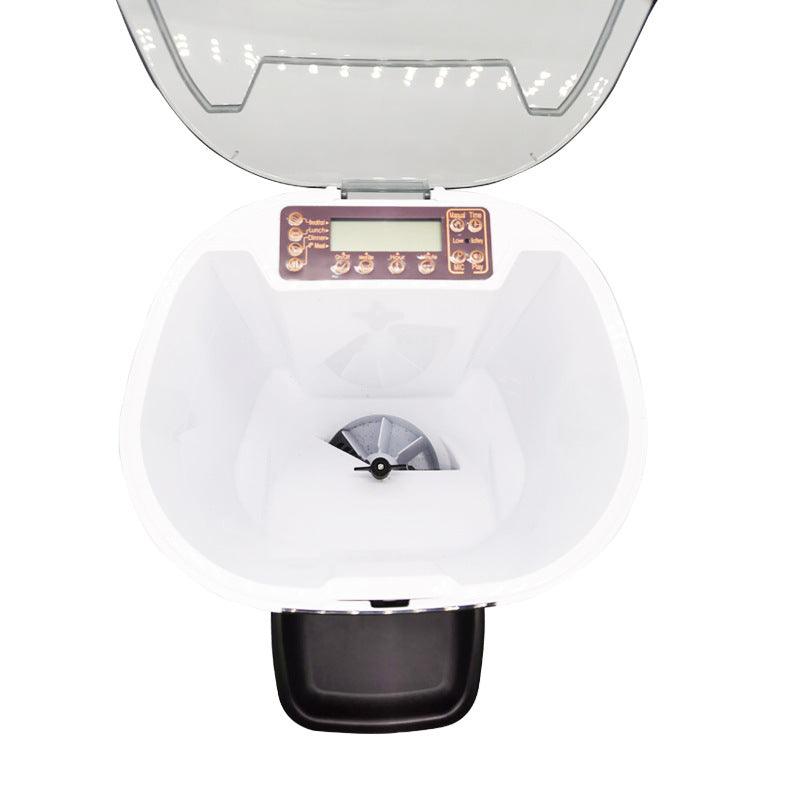 Ultimate Pet Mealtime Companion.