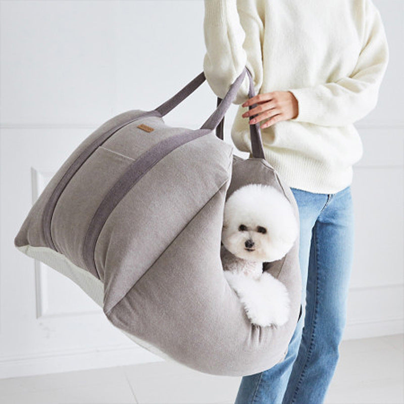 Dog/Cat Car Carrier Seat.  Waterproof And Portable Car Seat Safety Travelling.