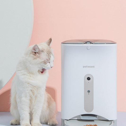 Smartpaws Automatic Pet Feeder - Intelligent Food Monitoring.