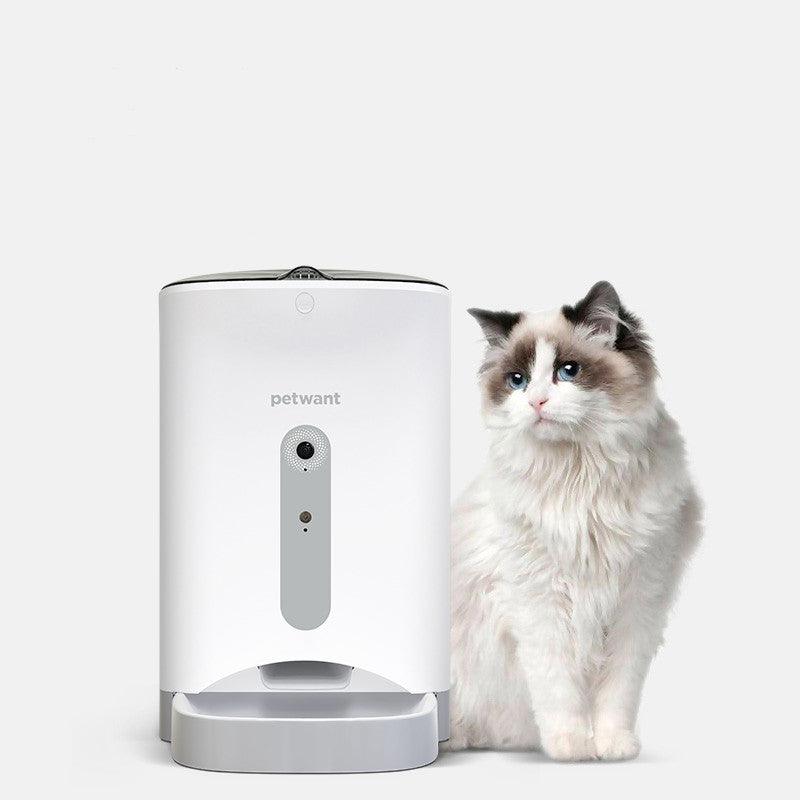 Smartpaws Automatic Pet Feeder - Intelligent Food Monitoring.